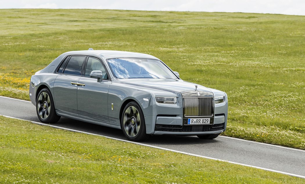 Rolls-Royce Phantom V12