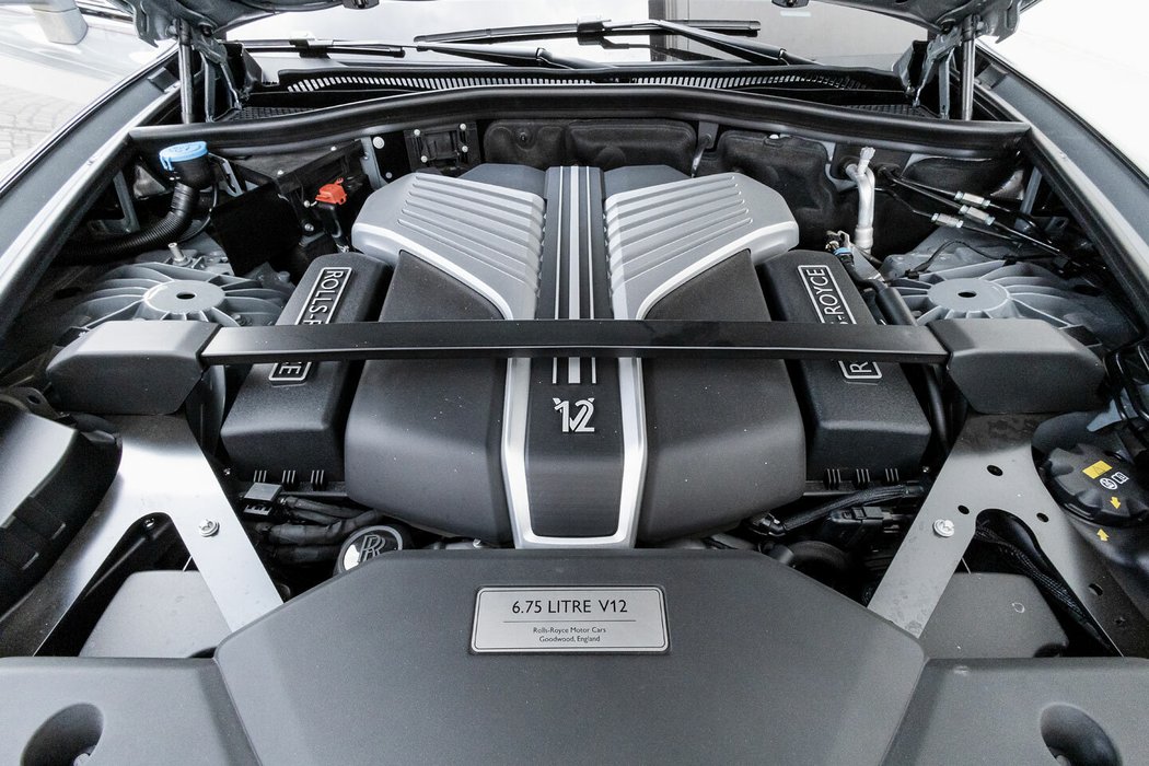 Rolls-Royce Phantom V12