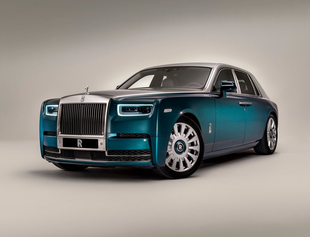 Rolls-Royce Phantom Iridescent Opulence