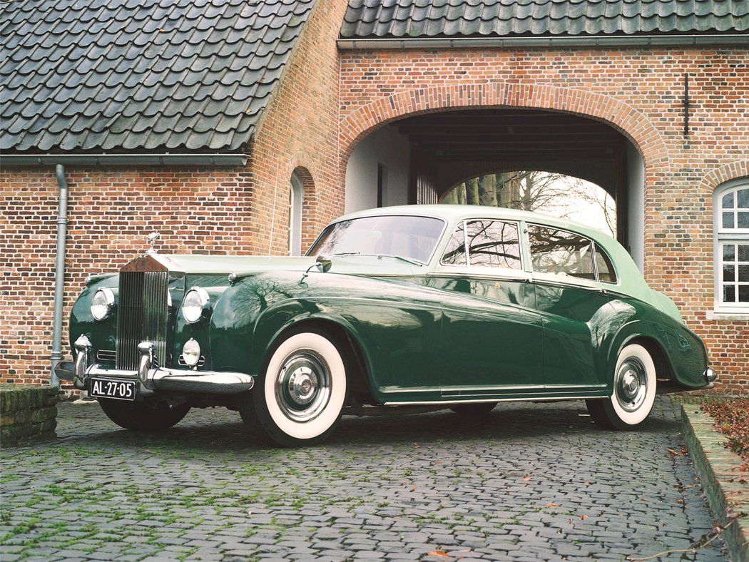 Rolls-Royce Silver Cloud II