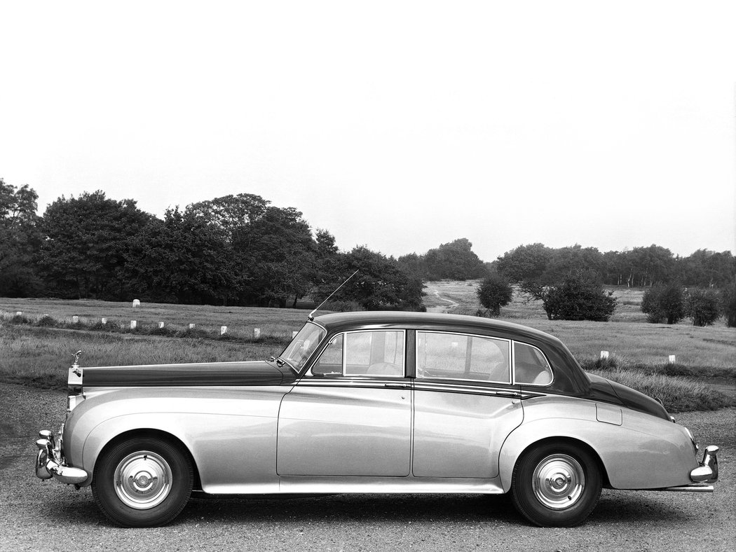 Rolls-Royce Silver Cloud II