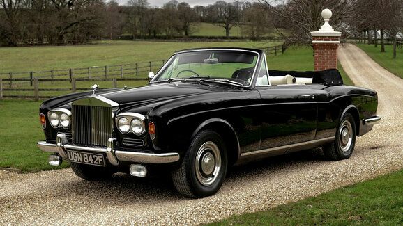 Po renovaci je na prodej Rolls-Royce z roku 1968, vozil se v něm Michael Caine