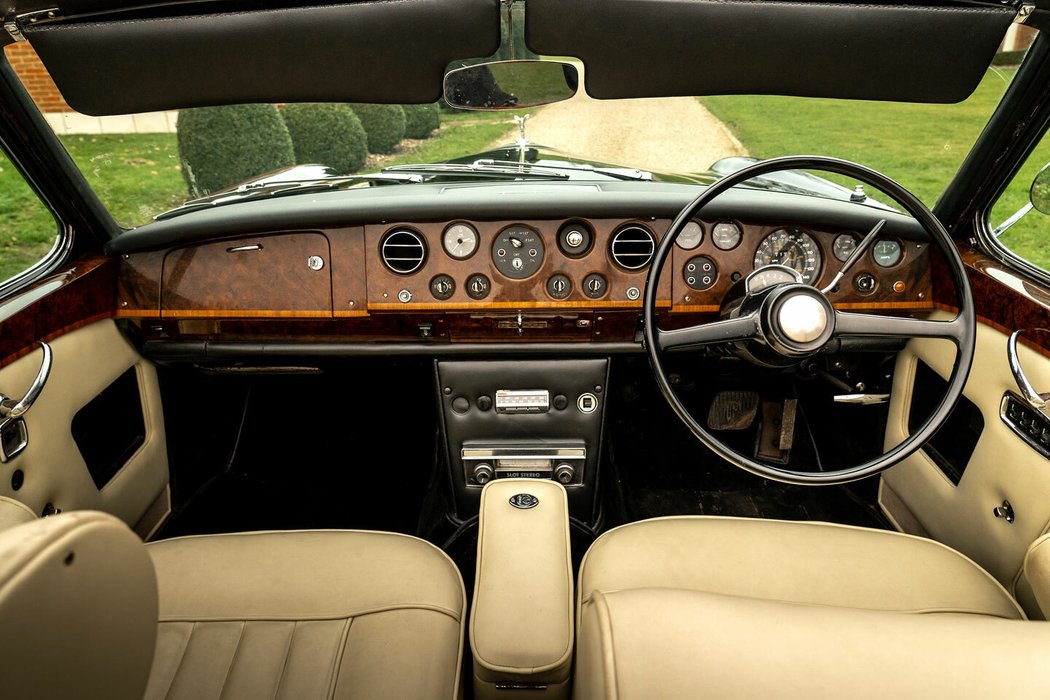 Rolls-Royce Silver Shadow Two-Door Drophead Coupe  (1968)