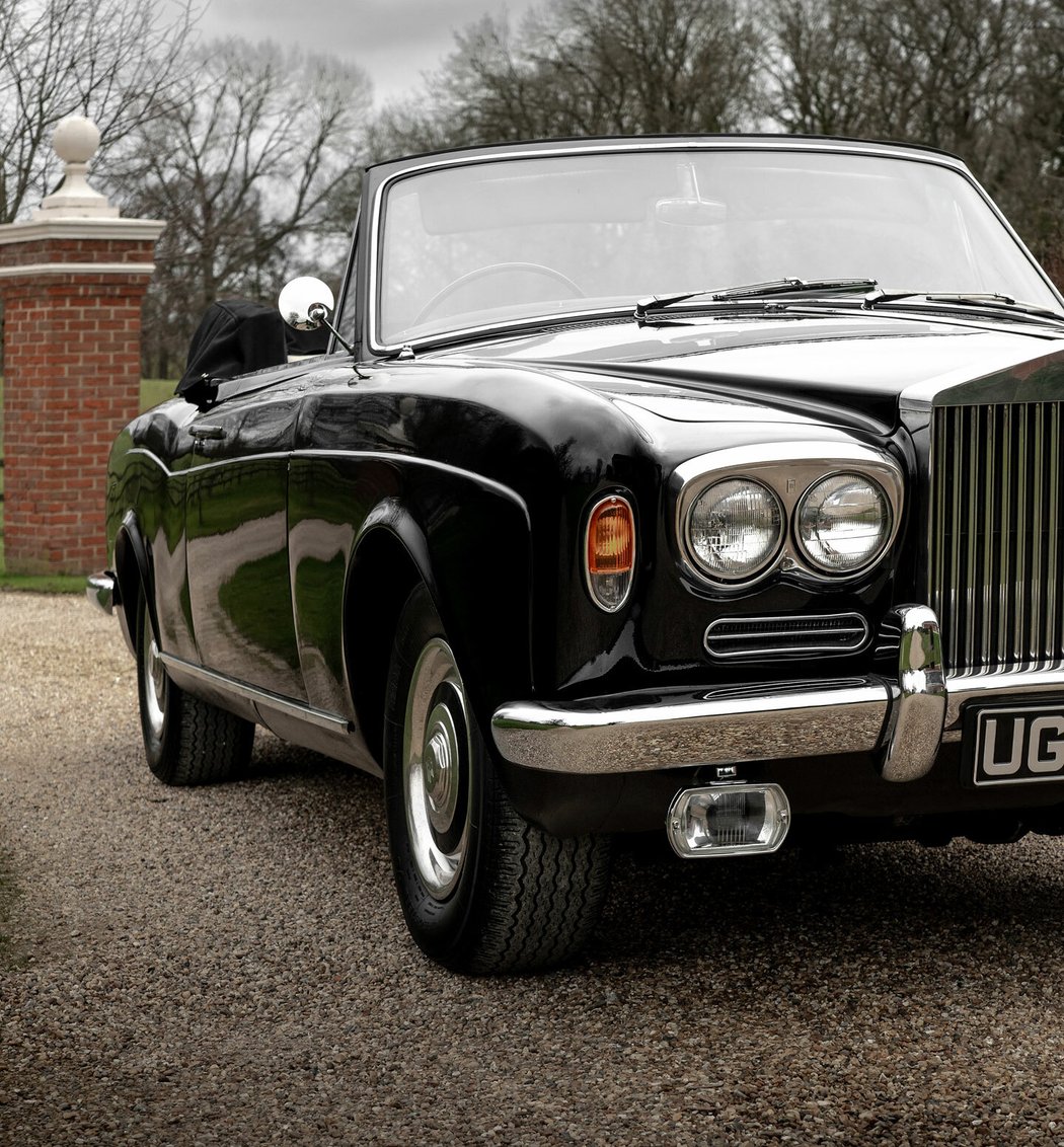 Rolls-Royce Silver Shadow Two-Door Drophead Coupe  (1968)