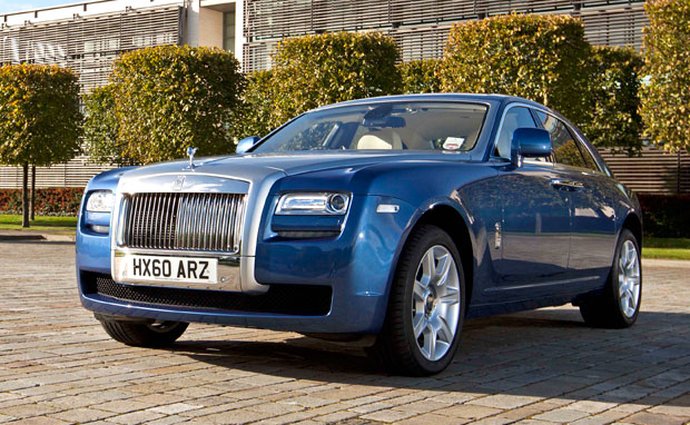Rolls-Royce vydělává i přes evropskou automobilovou recesi