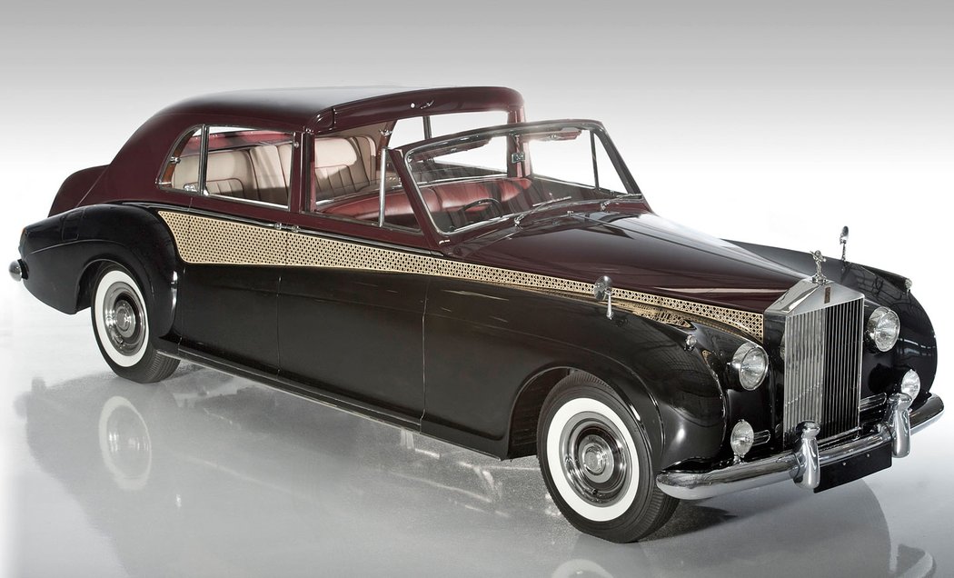 Rolls-Royce Phantom V Sedanca de Ville by James Young 1960-1963