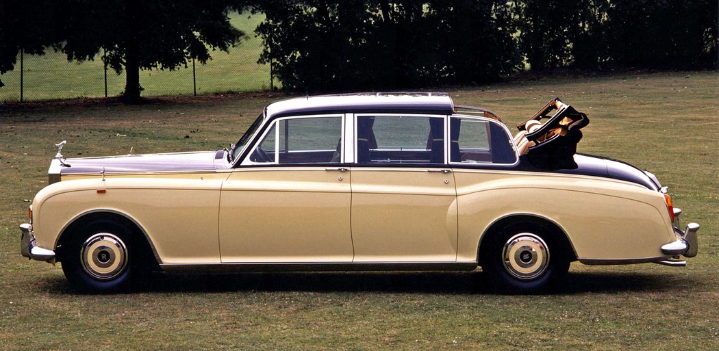 Rolls-Royce Phantom VI Landaulette by Mulliner Park Ward 1973-1992