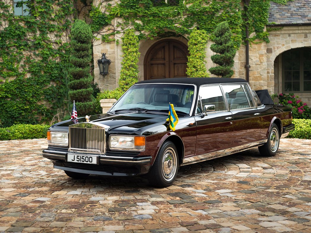 Rolls-Royce Silver Spirit I Emperor State Landaulet by Hooper