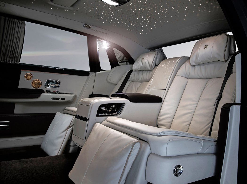 Rolls-Royce Phantom Extended Wheelbase Whispered Muse