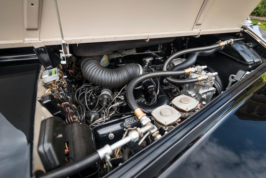 Rolls-Royce Phantom V State Landaulet by Mulliner Park Ward