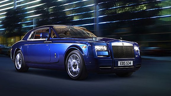 Rolls-Royce zvažuje použití karbonu pro nejluxusnější modely