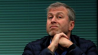 Účetní skandál za miliardy dolarů. Deloitte měla pomáhat ruskému miliardáři skrývat obří majetek a krátit daně Účetní skandál za miliardy dolarů. Deloitte měla pomáhat ruskému miliardáři skrývat obří majetek a krátit daně