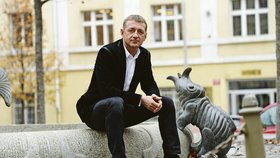 Roman Janoušek podle odposlechů promýšlel s Martinem Ulčákem, jak se vyhnout vězení