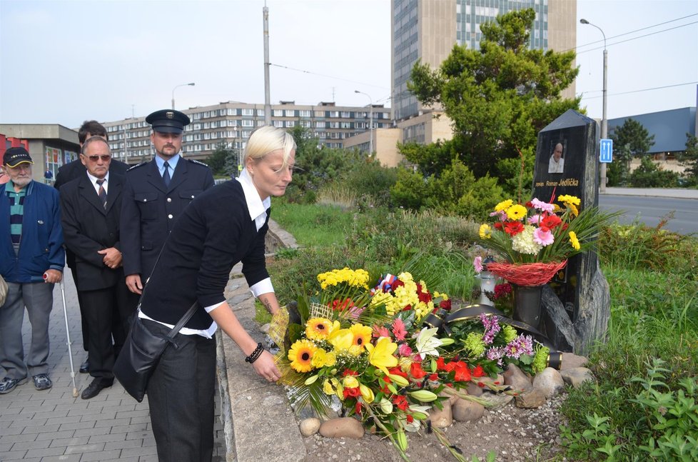 5. výročí hrdinské smrti policisty Romana Jedličky(+28)