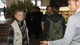 Skandál na pohřbu: Skamene napadl fotografa Blesk.cz!