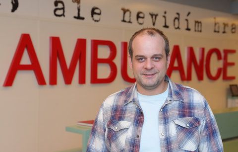 Roman Štabrňák z Ordinace ve stopách Menšíka: Čaruje v nové Saxaně!
