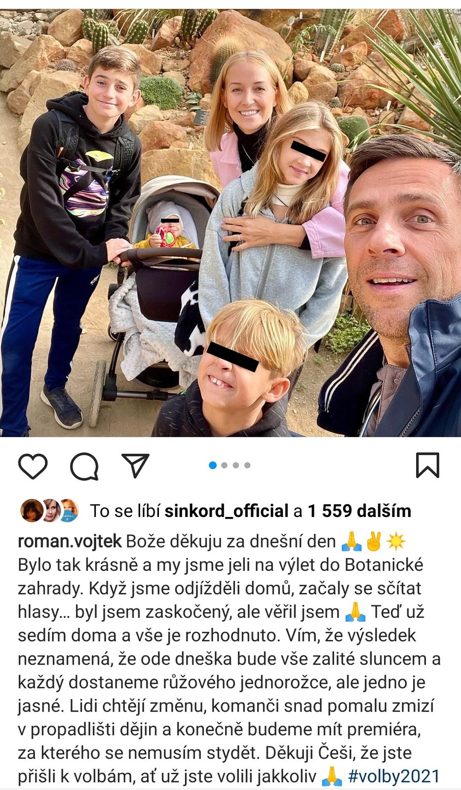 Roman a Petra Vojtkovi s dětmi.