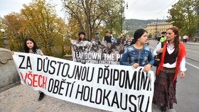 Prahou prošel pochod romské hrdosti Roma Pride 2015