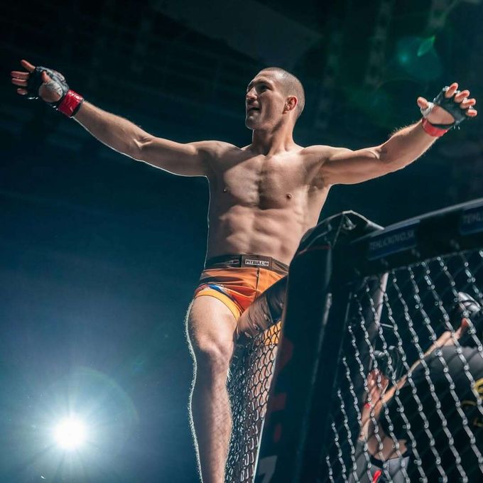 Slovenský bijec Paradeiser: Závislák na mlácení! Slovenský bijec Paradeiser: Závislák na mlácení!