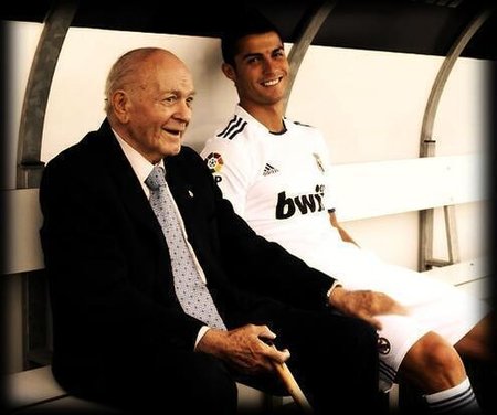 Cristiano Ronaldo a legendární Alfredo di Stéfano