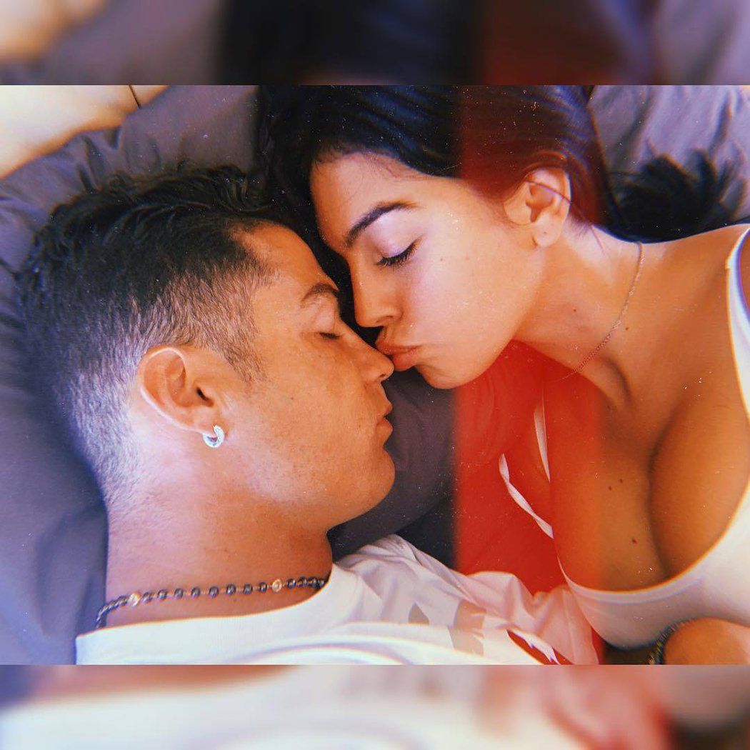 I přes menší komplikace jsou Ronaldo a Georgina v Rijádu spokojení