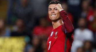 Ronaldo řádil a vyrovnal rekord. Francie smázla Nizozemce, Belgie vyhrála 9:0