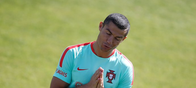 Hvězdný Cristiano Ronaldo na tréninku portugalské reprezentace