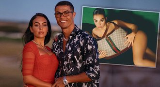 Poprvé šla úplně do naha! Ronaldova Georgina se ukázala světu Poprvé šla úplně do naha! Ronaldova Georgina se ukázala světu