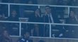 Cristiano Ronaldo seděl na tribuně vedle krásné ženy, až vedle ní byl Portugalcův syn a máma