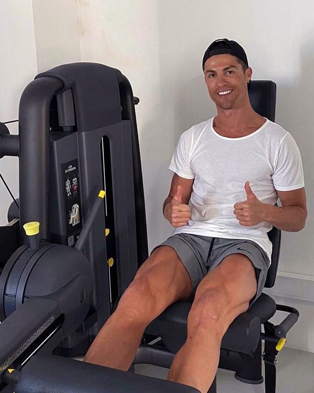 Cristiano Ronaldo má figuru jako gladiátor!