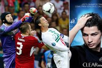 Tajemství Ronaldovy patky: Drží a drží a nakonec rozhodne