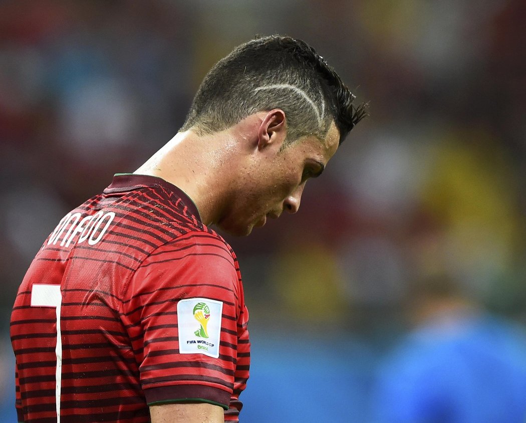 Ronaldo novým účesem podpořil chlapce po operaci mozku