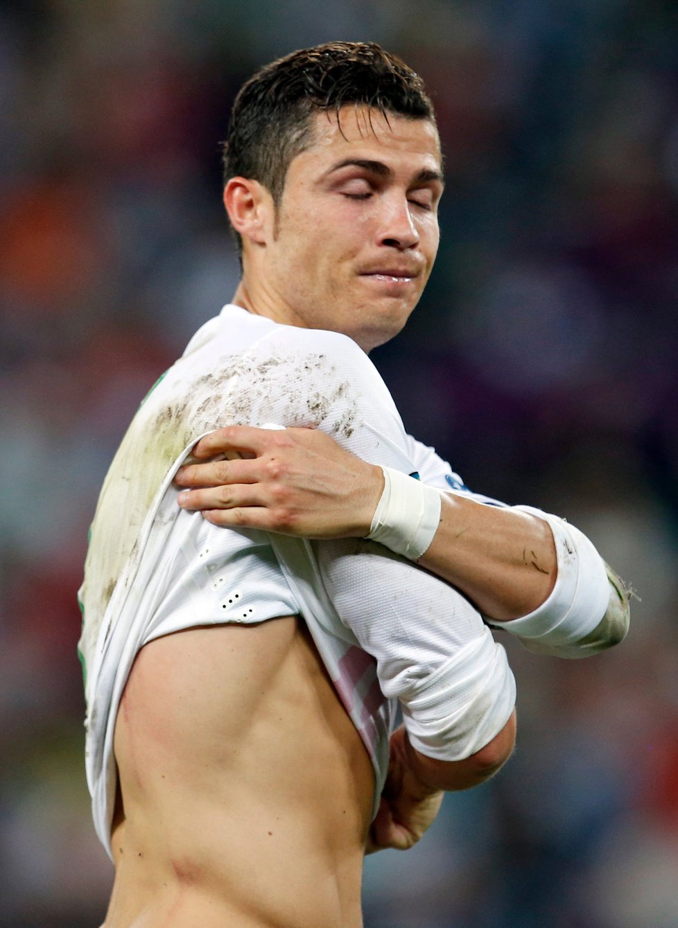 Uplakaný Ronaldo - symbol poraženého Portugalska