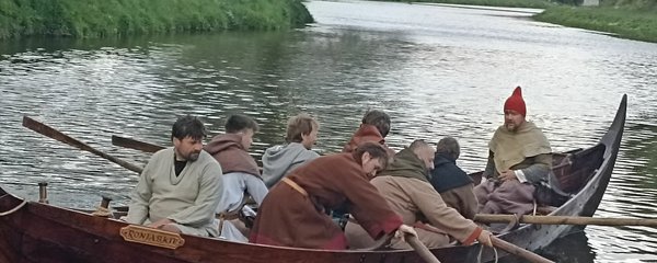 Nadšenci z Brněnska postavili repliku vikingské lodě: Chtějí s ní plout až k Baltu