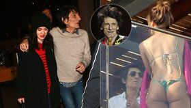 »Kanec« Ronnie Wood z Rolling Stones (68): Těhotnou ženu poslal domů a líbal sličnou Brazilku v tangách!