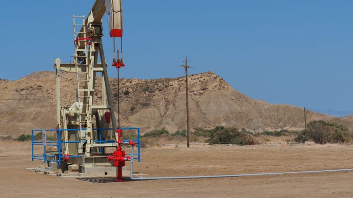 Těžba ropy. Těžba ropy.