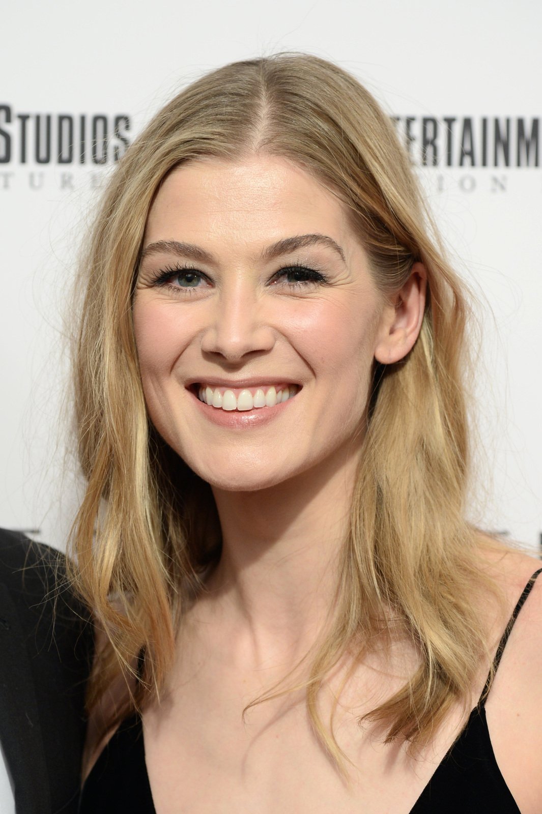 Herečka Rosamund Pike