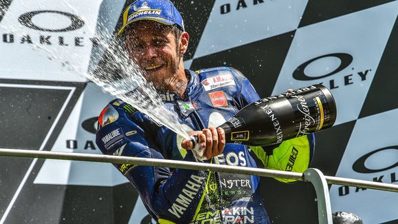 Valentino Rossi se loučí s MotoGP. Se závoděním ale nekončí. Kde bude pokračovat?