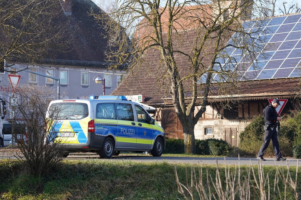 Střelec v německém městě Rot am See zabil šest lidí.