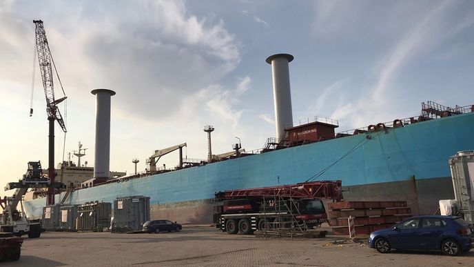 Rejdařská společnost Maersk Tankers testuje na svých lodích takzvané rotorové plachty 