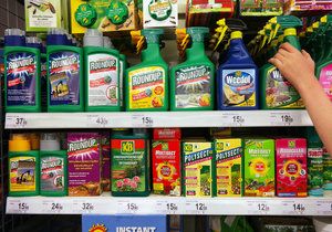 Roundup se stal nejprodávanějším a nejpoužívanějším herbicidem na světě.
