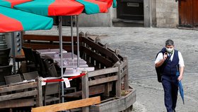 Na veřejná místa Bruselu se vrátily povinné roušky (12.8.2020)