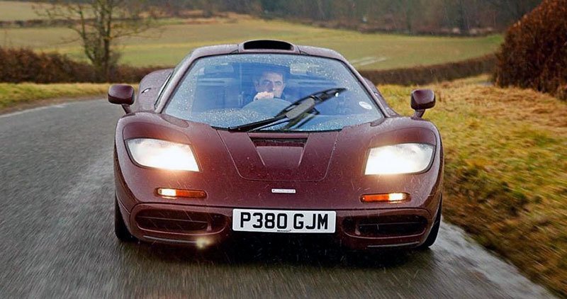 Rowan Atkinson a McLaren F1