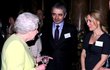 Rowan Atkinson se setkal s britskou královnou.