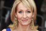 Joanne K. Rowling je ve Velké Británii mocnější než královna Alžběta II. ?