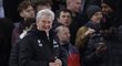 Trenér Crystalu Palace Roy Hodgson (76) musel být hospitalizován