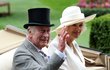 Král a královna na zahájení koňských závodů Royal Ascot Král a královna na zahájení koňských závodů Royal Ascot