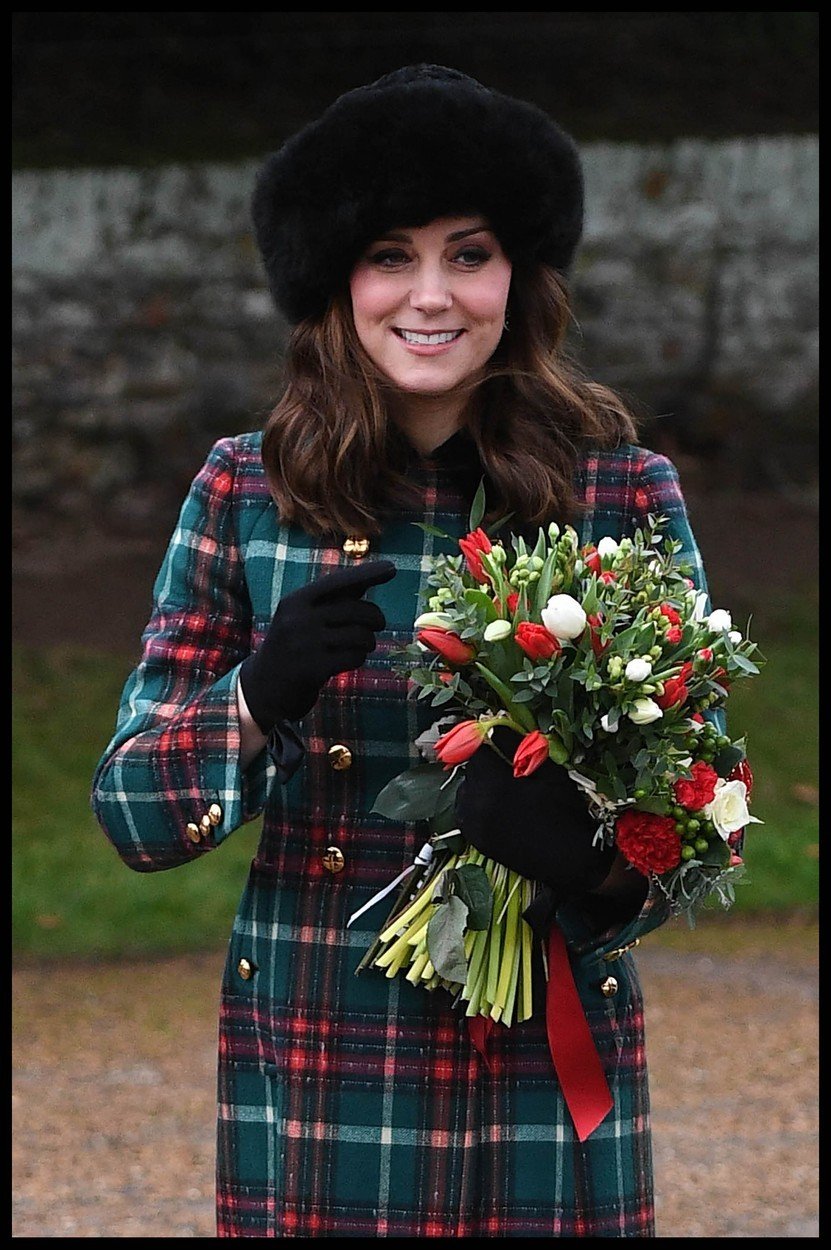 25/12/2017. Sandringham, United Kingdom. HM Queen Elizabeth II Christmas Day Church Service. Catherine, The Duchess of Cambridge join HM Queen Elizabeth II at St. Mary Magdalene Church on her Sandringham estate in Norfolk, after the Christmas Day service.,Image: 358606031, License: Rights-managed, Restrictions: No publication in Australia, France, Italy, Spain, New Zealand and the United Kingdom, Model Release: no, Credit line: Profimedia