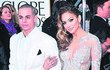 Jennifer Lopez a Casper Smart. Jennifer Lopez a Casper Smart.