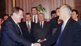 Vladimír Mečiar a Václav Klaus při rozmluvách o rozdělení Československa